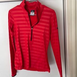 Nike small red pull over
